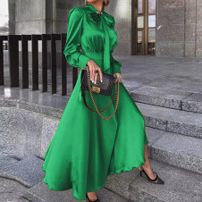 Ženska satenska haljina s vezicom na vratu  2525 zelena